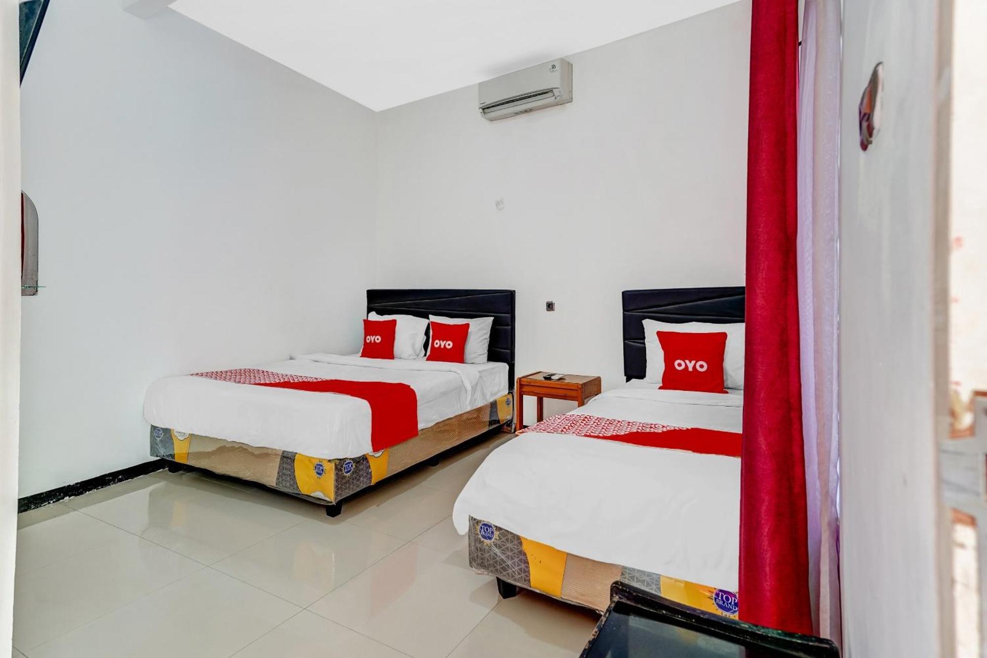 Hotel Kalimantan Сурабая Екстериор снимка