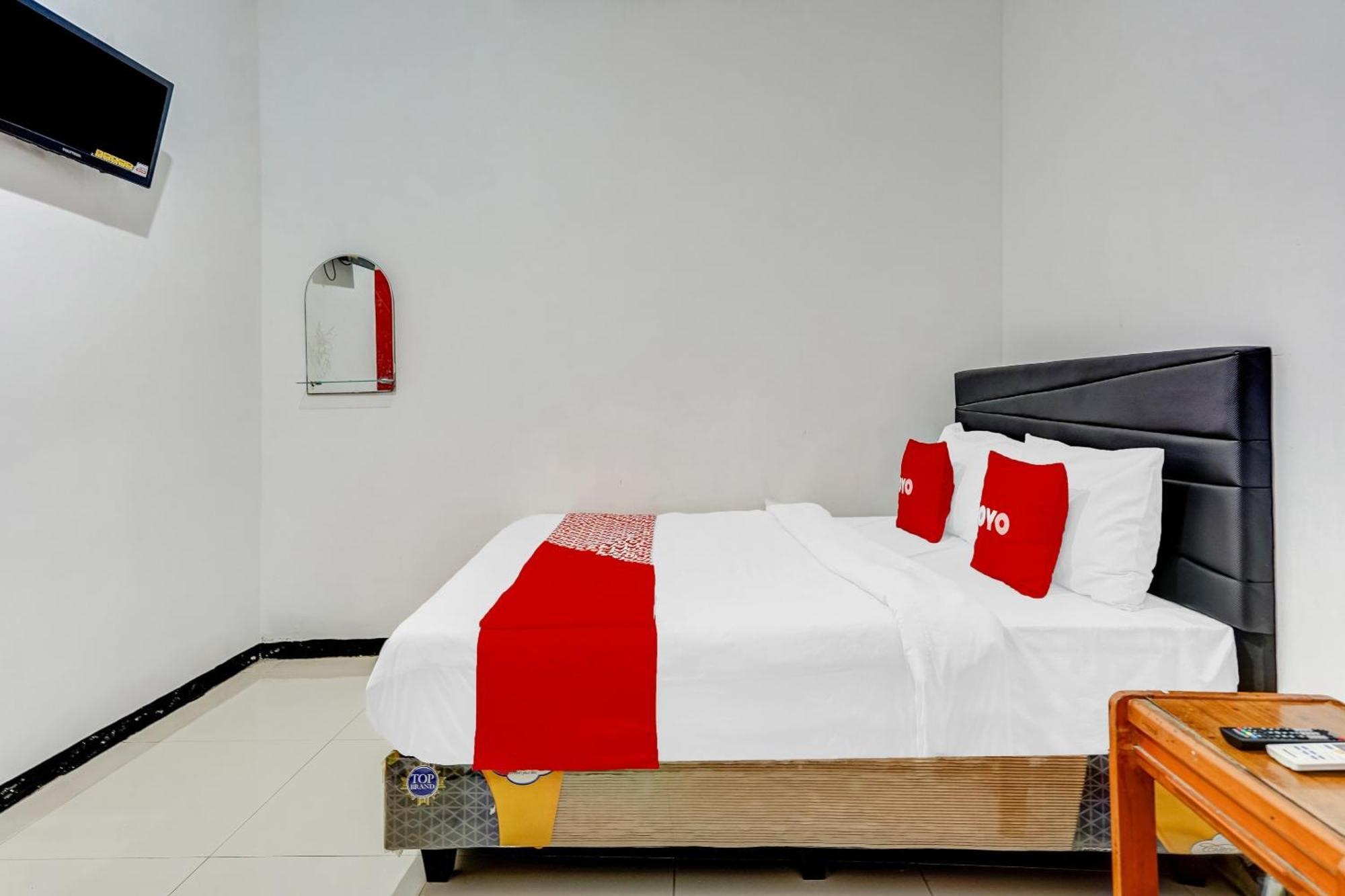 Hotel Kalimantan Сурабая Екстериор снимка