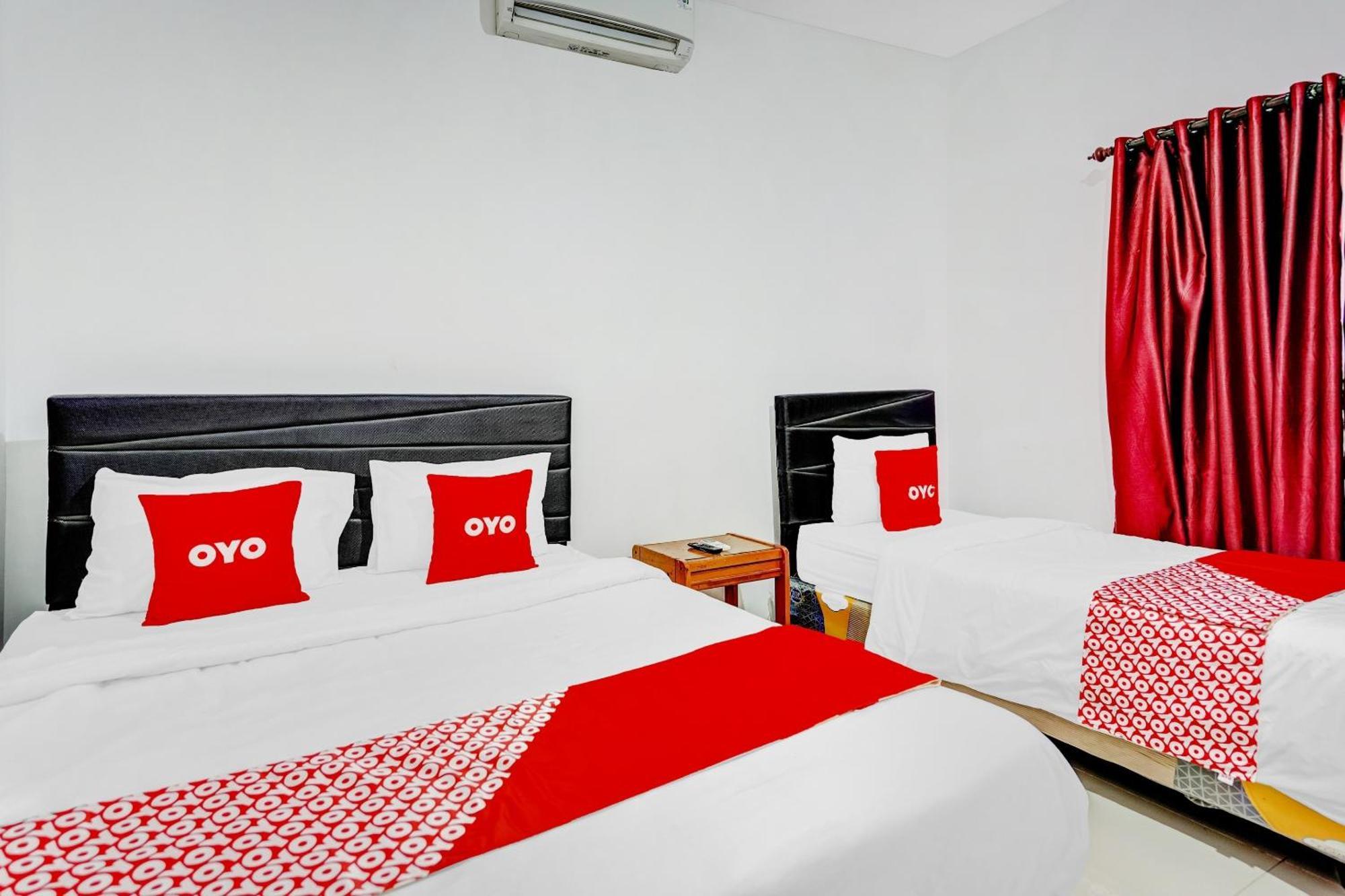 Hotel Kalimantan Сурабая Екстериор снимка